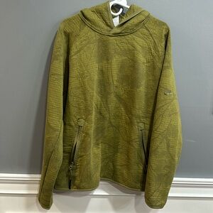 NWT Nike men’s Therma-fit ADV tech pack hoodie Size Med